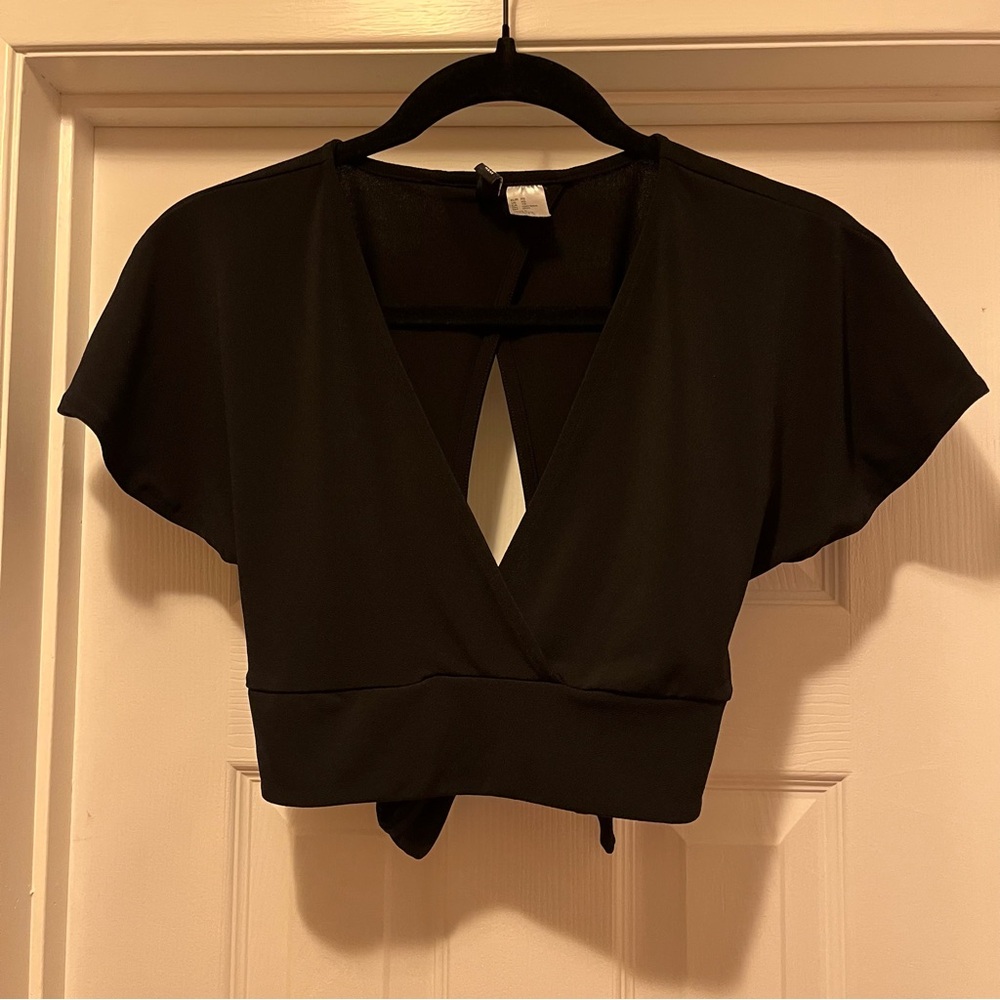H&M Flutter Sleeve Tie Back Crop Top Black XS